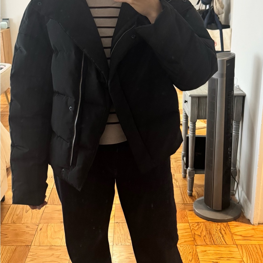 Theory Offset Puffer Coat Black